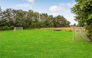 3 Bedroom Nice Home In Glesborg - Glesborg - 2