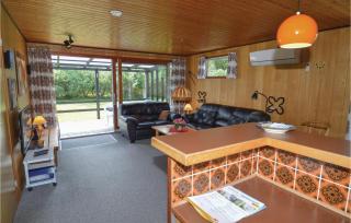 Cozy Home In Væggerløse With Kitchen - Marielyst - 2
