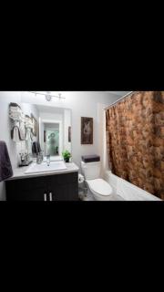 Cozy and beautiful 3 bedroom house close to lake - Edmonton - 3
