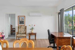 Blackmans Bay Living- Beautiful Ocean Views - 3