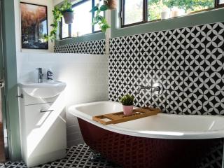 Di Maggio House - Luxury interiors - Free Parking and Wi-Fi - Hepburn Springs - 3