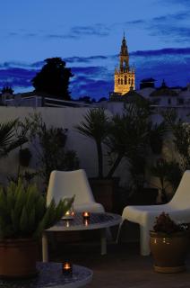 Un Patio en Santa Cruz - Sevilla - 0