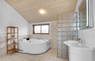 Awesome Home In Ansager With Wifi - 3