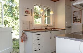 4 Bedroom Lovely Home In Nexø - Neksø - 4