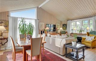 Stunning Home In Melby With Wifi - Melby - 7