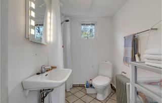 3 Bedroom Beautiful Home In Gudhjem - Gudhjem - 3