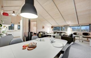Four-Bedroom Holiday Home In Ebeltoft - 4