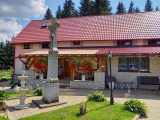 ZACISZE - Karłów - 0