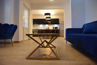 Three Apartment Complex With Pool - Tribunj - 1