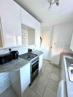 Close to city centre-Quayside bright apartment - 2