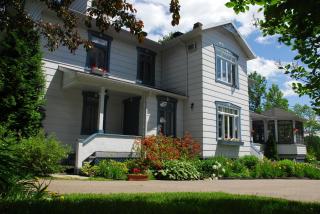 Auberge la maison sous les pins - Saint-Joseph-de-la-Rive - 0