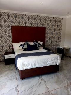 R&R GUEST HOUSE - Lenyenye - 9