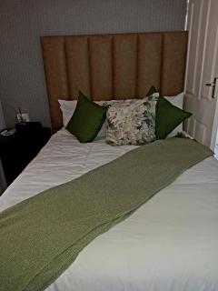 R&R GUEST HOUSE - Lenyenye - 1