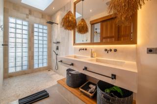 Villa Yukiko Canggu - 3