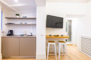Cozy Studio in Chiaia district by Wonderful Italy - Napels - 2