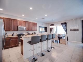 Stunning Vacation Home in Watersong Resort with Large Pool with Spa and Movie Room - 7