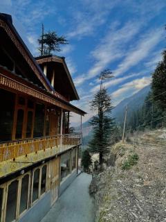 THE OFFBEAT CHALET - Jibhi - 0