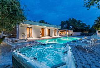House with pool Mimi - Biograd na Moru - 0