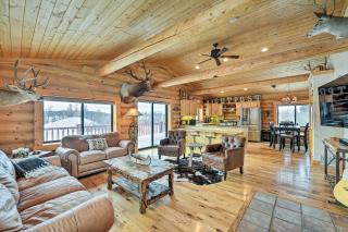 Charming Bedford Cabin with Private Hot Tub! - Thayne - 5