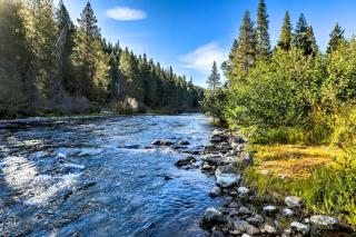 Rustic Riverfront Truckee Cabin with Deck and BBQ - Truckee - 9
