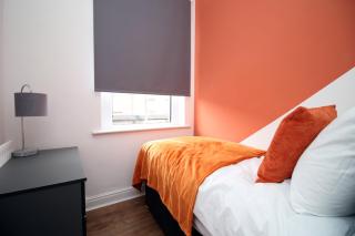 Beautiful 3 Bed in Central Newport - Sleeps 7 - 6
