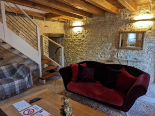 Gîte authentique avec cheminée, terrasse et WiFi en Charente - FR-1-653-119 - 6