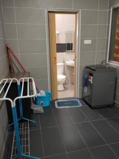 Setia Home Sitiawan KTV 12+4 Pax - 2