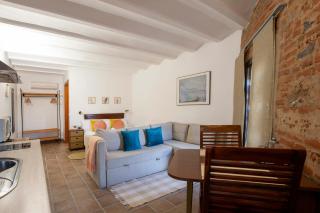 Apartamentos Turísticos Lobelia Suites - La Garrovilla - 7