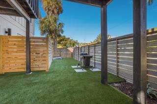 The Laguna Beach - 212 Willow Ave - 2