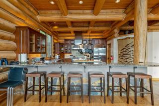 Willow Cove Log Cabin - 3