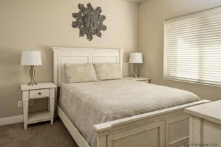 S404-The Penthouse-Fourth Floor 3-bedroom Pool View - St. George - 2