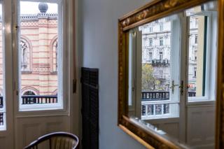 Luxury Downtown 3 Bedroom Apartment by Synagoge with Beautiful View - 3