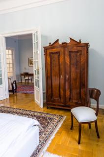 Luxury Downtown 3 Bedroom Apartment by Synagoge with Beautiful View - Budapest - 2