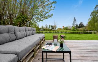 Two-Bedroom Holiday Home In Bogo By - Bogø By - 9
