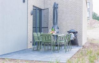 Beautiful Home In Lembruchdümmer See - 4