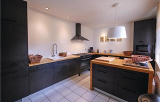 4 Bedroom Awesome Home In Le Val - Le Val - 7