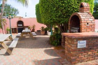 Sasaki Apartments - Palm-Eagle Beach - 5