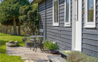 3 Bedroom Cozy Home In Fårevejle - 2