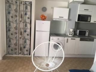 Studio Cabine Lumineux avec Piscine, 4 Couchages, Grau d'Agde - FR-1-423-202 - Grau-dʼAgde - 2