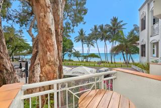 Alassio Beachfront Apartments Palm Cove - 4