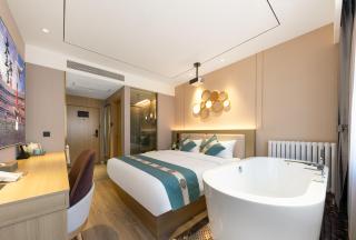 East Sacred Hotel-Beijing Tiananmen Square,the Forbidden City,Wangfujing Subway St ation,located in the city center - 3