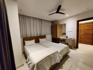 Hotel Hibiscus Tree- Bachupally - 6