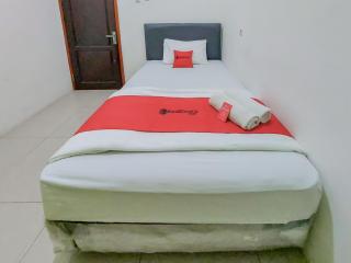 Reddoorz at Cempaka Guesthouse Tarakan - Sibengkok - 3