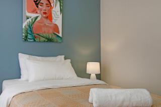 West Beach Escape #Entire house with pool - 1