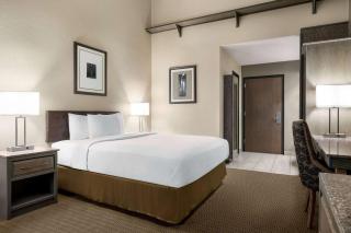 Travelodge by Wyndham Coffeyville - Coffeyville - 2