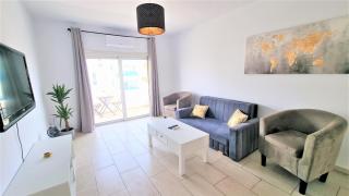 Comfy and Exquisite ROOMS in a Shared 3BR Apartment Near Main Harbor, City Center - Larnaca - 5