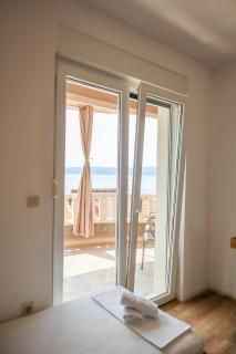 Apartment Amore - 2 bedroom, 2 bathroom, sea view terrace, 250m from beach - Omiš (Almissa) - 3