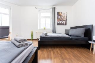 Schicke Wohnung mit 3 Schlafzimmern, vollausgestatteter Küche & Bad - Bettwäsche, Handtücher und WiFi inklusive - Chemnitz - 4
