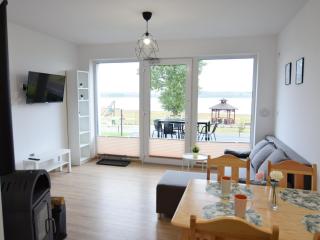 Modern holiday homes on the lake in Kiedrowice - Kiedrowice - 8