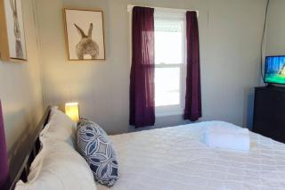 Perfect Combo of Charm & Comfort- 2Bedroom Home - Noblesville - 5
